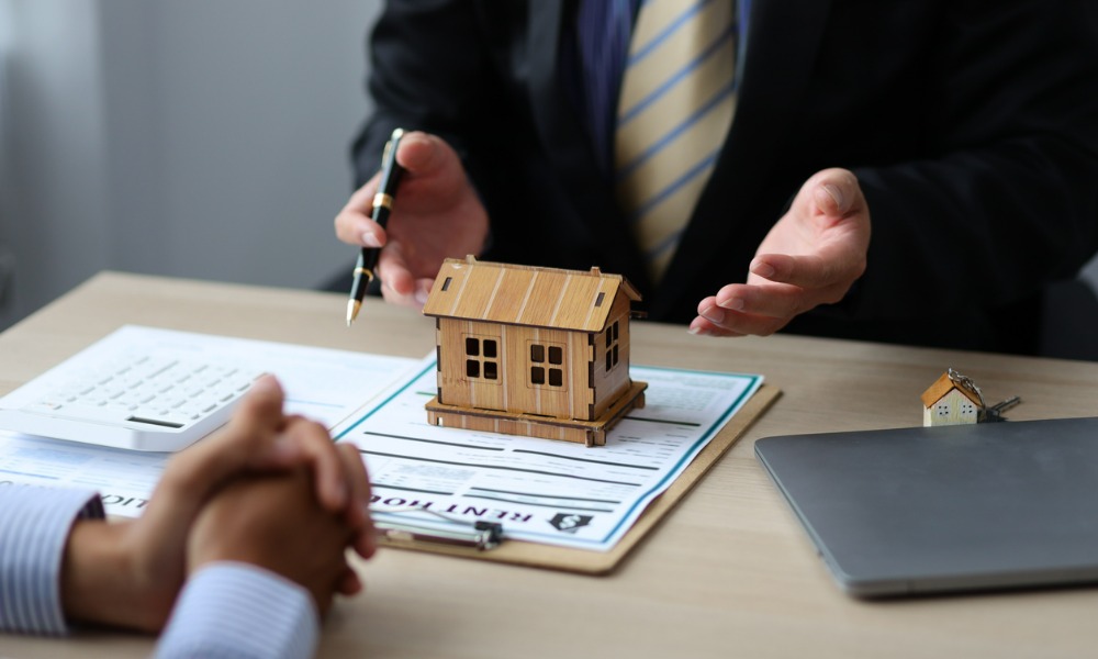 Mortgage Broker .